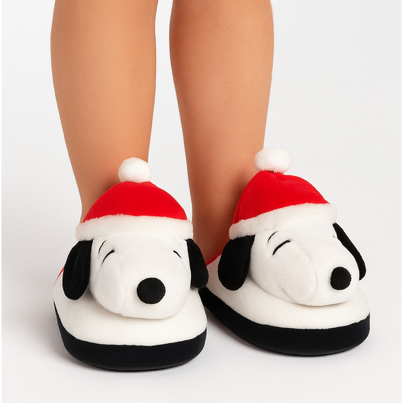 Peanuts Snoopy 3D Christmas Scuff Slippers Kids 2/3 Plush Santa Slip-Ons New - Picture 13 of 16